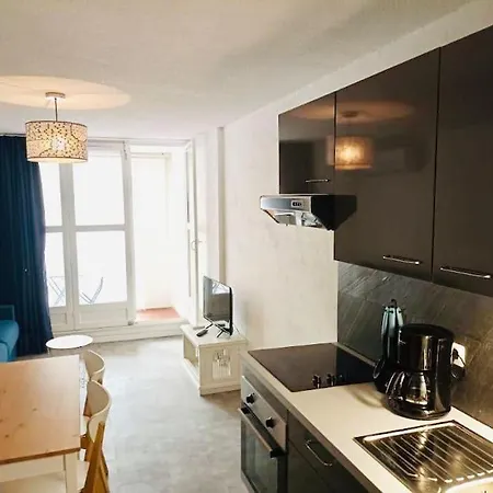 Confort Climatisé Avec Wifi à 2mn à Pied De La * Agde