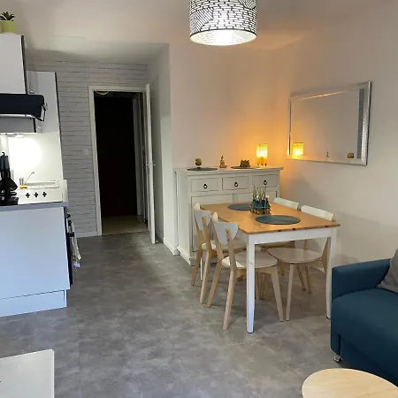 Confort Climatise Avec Wifi A 2mn A Pied De La Apartament Agde